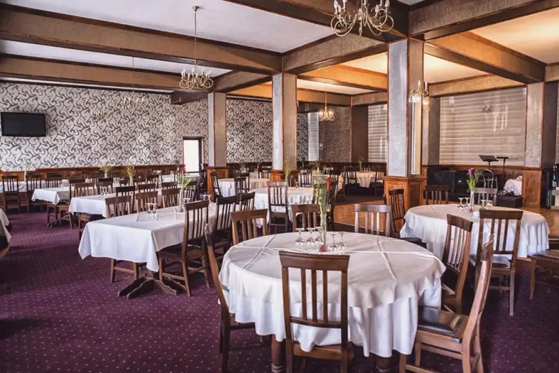 Restaurant nuntă Neamț – Hanul Ursilor